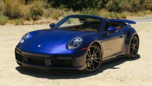 Porsche 911 Turbo S Cabriolet 2021: 'Vua' tốc độ