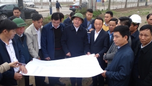 Thái Bình: Bí thư Tỉnh uỷ kiểm tra tiến độ tại dự án cải tạo, nâng cấp đường 221A. Thái Bình: Bí thư Tỉnh uỷ kiểm tra tiến độ tại dự án cải tạo, nâng cấp đường 221A.