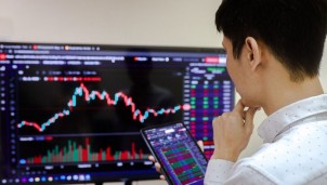 Bí mật Robot AI giao dịch chứng khoán mà phố Wall không muốn bạn biết