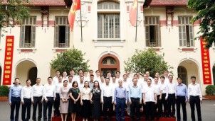 Bồi dưỡng về chuyển đổi số cho lãnh đạo cấp Trưởng các đơn vị