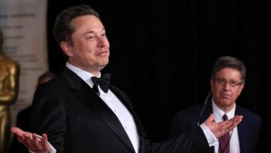 Elon Musk thông báo chế tạo siêu máy tính lớn nhất thế giới