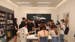 FPT Shop và F.Studio mở bán iPhone 15 series trên toàn hệ thống