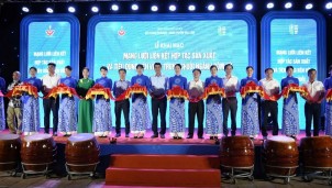 Liên kết hợp tác sản xuất, tiêu dùng bền vững trong ngành gốm sứ