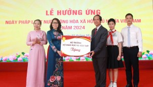 Ngành Giáo dục Hà Nội hưởng ứng Ngày Pháp luật Việt Nam