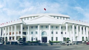 Nhiều sinh viên Trường đại học Hà Nội bày tỏ bức xúc khi nhà trường tăng học phí từ năm học 2024 - 2025