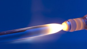 Nhựa có thể thay thế sợi thủy tinh trong cáp quang internet không?