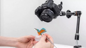 Ống kính 3D giá rẻ của Canon dự kiến mở bán vào tháng 11