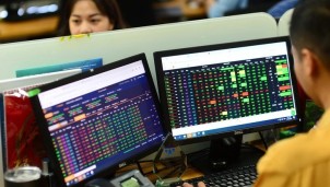 Tập đoàn T&T của bầu Hiển muốn bán 74,5 triệu cổ phiếu SHB nhưng bất thành