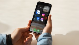 Zalo giữ vững vị thế TOP 1 nền tảng nhắn tin phổ biến và được yêu thích nhất