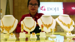Dự báo giá vàng SJC trong nước ngày 21/8: “Níu kéo” đà tăng Dự báo giá vàng SJC trong nước ngày 21/8: “Níu kéo” đà tăng