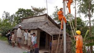 EVN vẫn 'thắng lớn' khi lãi gần 15 nghìn tỉ đồng trong năm 2020 EVN vẫn 'thắng lớn' khi lãi gần 15 nghìn tỉ đồng trong năm 2020