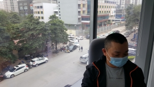 Nâng cao mức phạt với người không đeo khẩu trang nơi công cộng Nâng cao mức phạt với người không đeo khẩu trang nơi công cộng