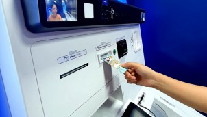 Tiện lợi và giảm thiểu rủi ro khi rút tiền tại ATM bằng CCCD Tiện lợi và giảm thiểu rủi ro khi rút tiền tại ATM bằng CCCD