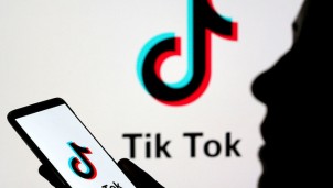 TikTok cân nhắc dời trụ sở chính khỏi Trung Quốc TikTok cân nhắc dời trụ sở chính khỏi Trung Quốc