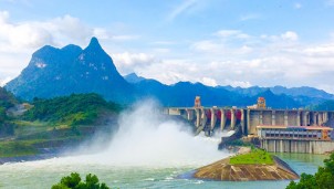 15h ngày 3/11, Nhà máy thủy điện Tuyên Quang mở cửa xả sâu điều tiết lũ 15h ngày 3/11, Nhà máy thủy điện Tuyên Quang mở cửa xả sâu điều tiết lũ