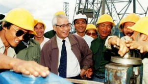 27 năm vận hành đường dây tải điện cao áp 500 kV Bắc – Nam: Chuyện bây giờ mới kể 27 năm vận hành đường dây tải điện cao áp 500 kV Bắc – Nam: Chuyện bây giờ mới kể