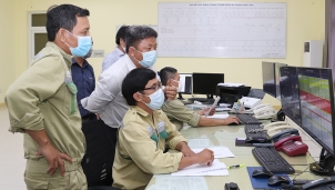 Đóng điện đường dây 500kV mạch 3 đoạn Dốc Sỏi – Pleiku 2 Đóng điện đường dây 500kV mạch 3 đoạn Dốc Sỏi – Pleiku 2