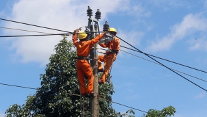 Lo cháy rừng ảnh hưởng đến lưới điện, tỉnh Quảng Bình ra văn bản khẩn Lo cháy rừng ảnh hưởng đến lưới điện, tỉnh Quảng Bình ra văn bản khẩn