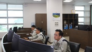 Những kỹ sư ICT của ngành Điện: Để mùa Xuân thêm vui Những kỹ sư ICT của ngành Điện: Để mùa Xuân thêm vui