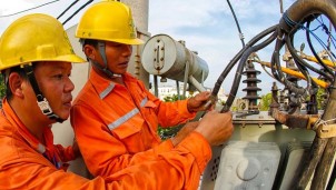 Nước về hồ thủy điện kém, từ nay đến cuối năm có lo thiếu điện?