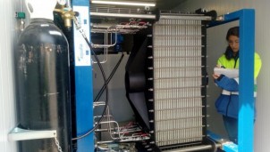 Độc đáo thiết bị dùng sóng biển để khử muối thành nước ngọt đầu tiên trên thế giới Độc đáo thiết bị dùng sóng biển để khử muối thành nước ngọt đầu tiên trên thế giới