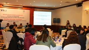 Hoàn thiện pháp luật về thị trường lao động trong CMCN 4.0 Hoàn thiện pháp luật về thị trường lao động trong CMCN 4.0