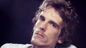 Luis Alberto Spinetta: Ca sỹ, nhà soạn nhạc, nhà thơ người Argentina Luis Alberto Spinetta: Ca sỹ, nhà soạn nhạc, nhà thơ người Argentina