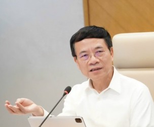 Bộ trưởng Nguyễn Mạnh Hùng gửi lá thư đặc biệt tới bố mẹ cán bộ công chức viên chức, người lao động Bộ KH&CN