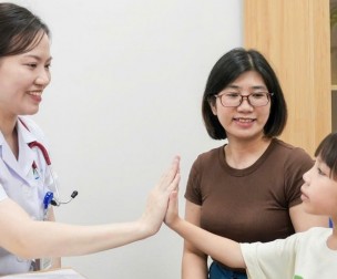 Từ tháng 7/2026, trẻ dưới 6 tuổi được khám sức khỏe định kỳ miễn phí