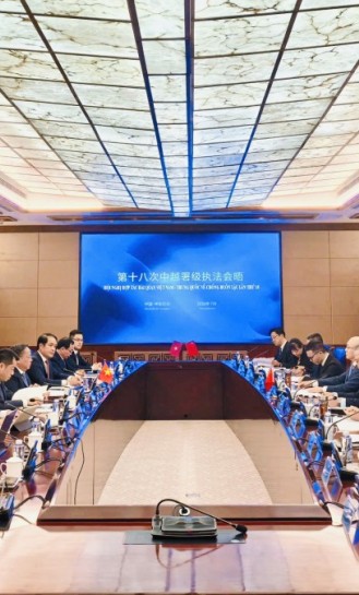 Hải quan Việt Nam và Trung Quốc tăng cường hợp tác điều tra, chống buôn lậu, gian lận thương mại