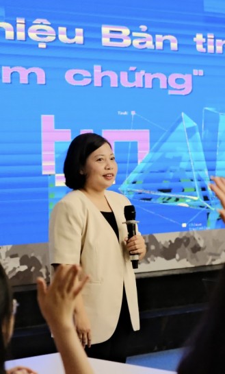 Sinh viên Hà Nội được tập huấn kỹ năng kiểm chứng tin giả trong kỷ nguyên AI