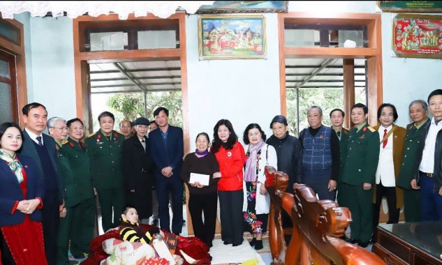 Phú Thọ: Ra mắt Trung tâm Chăm sóc Sức khỏe Cộng đồng Quân Dân Y tại xã Đại Đình