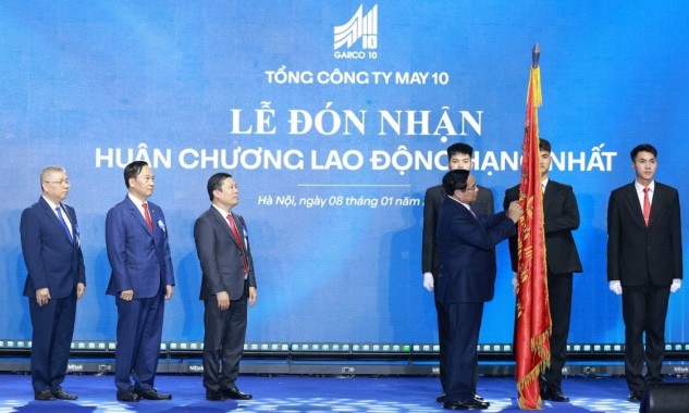 Tổng Công ty May 10 đón nhận Huân chương Lao động hạng Nhất