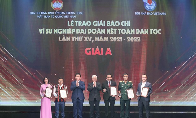 Lễ trao Giải báo chí “Vì sự nghiệp Đại đoàn kết toàn dân tộc” lần thứ XV Lễ trao Giải báo chí “Vì sự nghiệp Đại đoàn kết toàn dân tộc” lần thứ XV