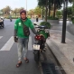 Anh Grab Bike nhanh trí cứu kịp cô gái định nhảy cầu "quyên sinh" Anh Grab Bike nhanh trí cứu kịp cô gái định nhảy cầu "quyên sinh"