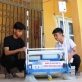 Hai học sinh chế tạo robot phòng chống dịch