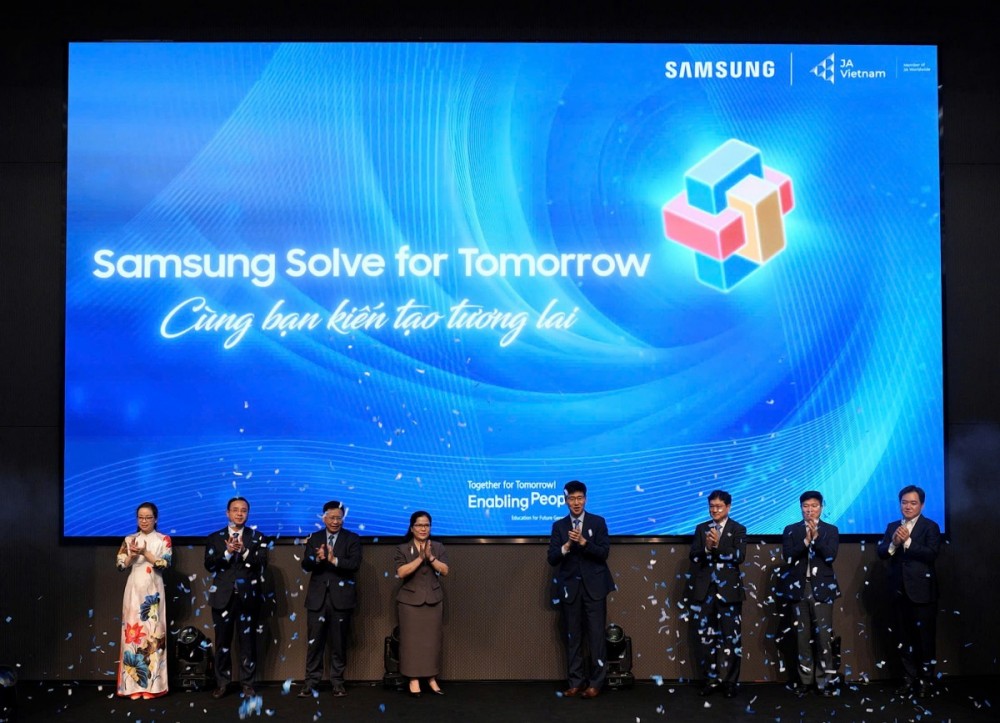 Khởi động cuộc thi 'Samsung Solve for Tomorrow 2025'