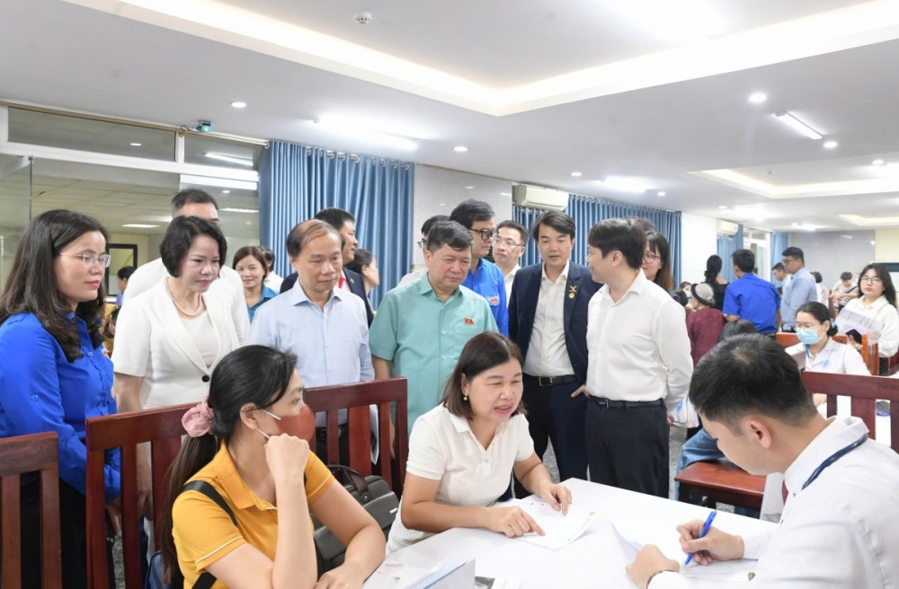 Thầy thuốc trẻ Việt Nam tiên phong chuyển đổi số, nâng cao sức khỏe cộng đồng