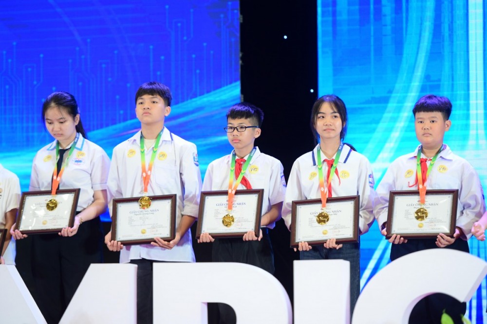 Violympic Quốc gia 2025: Bệ phóng tư duy số cho học sinh thời chuyển đổi công nghệ