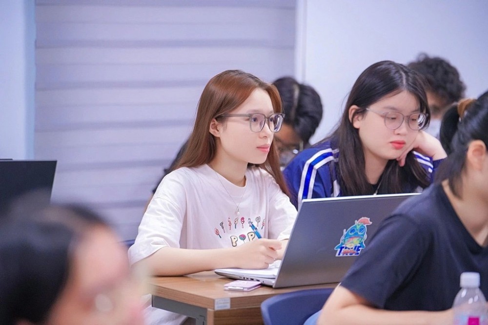 ĐHQGHN 2025: Đưa trí tuệ nhân tạo (AI) vào mọi ngành học