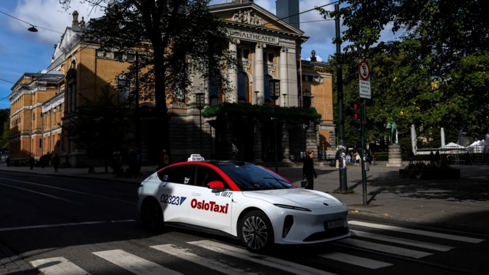 Xe điện Trung Quốc thách thức Tesla ngay trên sân nhà của EV Châu Âu