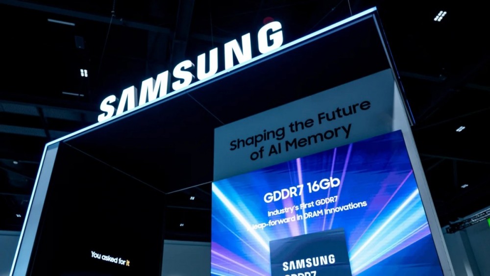 Samsung ký hợp đồng chip trị giá 16,5 tỷ USD, cổ phiếu tăng vọt