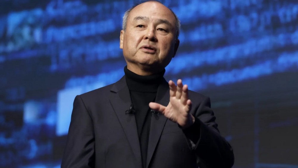 Masayoshi Son, chủ tịch kiêm giám đốc điều hành của SoftBank Group Corp.,