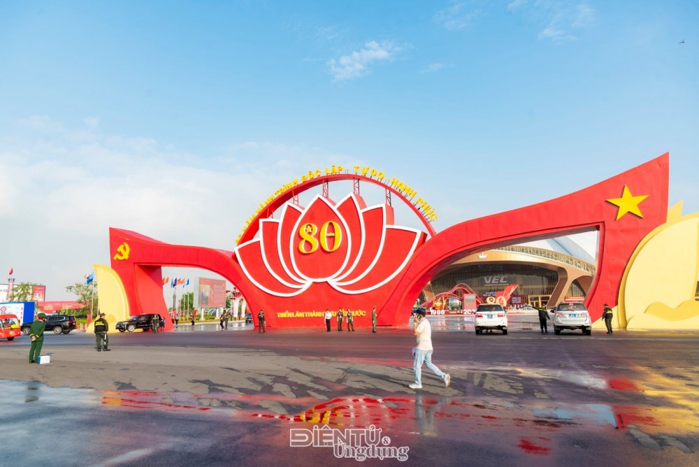 FPT trình diễn hệ sinh thái AI tại Triển lãm 80 năm Hành trình Độc lập - Tự do - Hạnh phúc