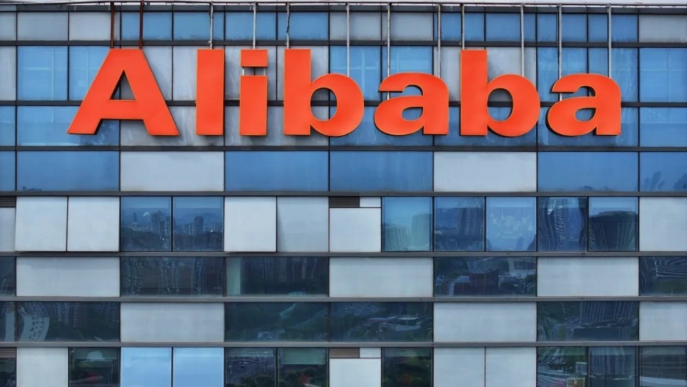 Cổ phiếu Alibaba niêm yết tại Hồng Kông đã tăng hơn 6% vào thứ Tư, trong khi tổng mức tăng trưởng của công ty tính đến thời điểm hiện tại đã vượt 107%. 