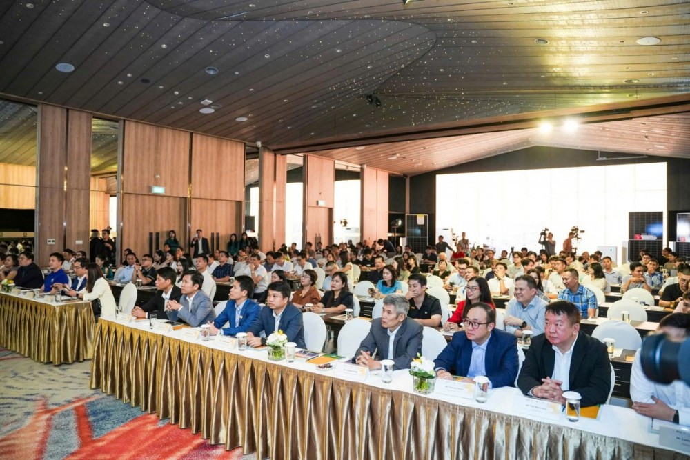 Intech Solar tổ chức hội thảo 'Xanh hóa năng lượng' thúc đẩy chuyển đổi bền vững