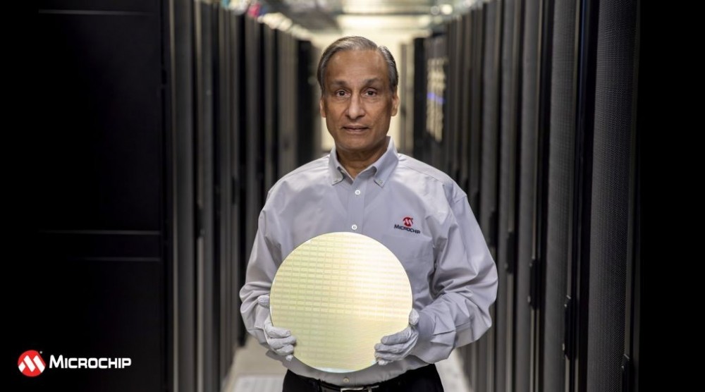 Microchip ra mắt thiết bị chuyển mạch PCIe® Gen 6 đầu tiên được sản xuất bằng tiến trình 3 nm để hỗ trợ cơ sở hạ tầng AI hiện đại