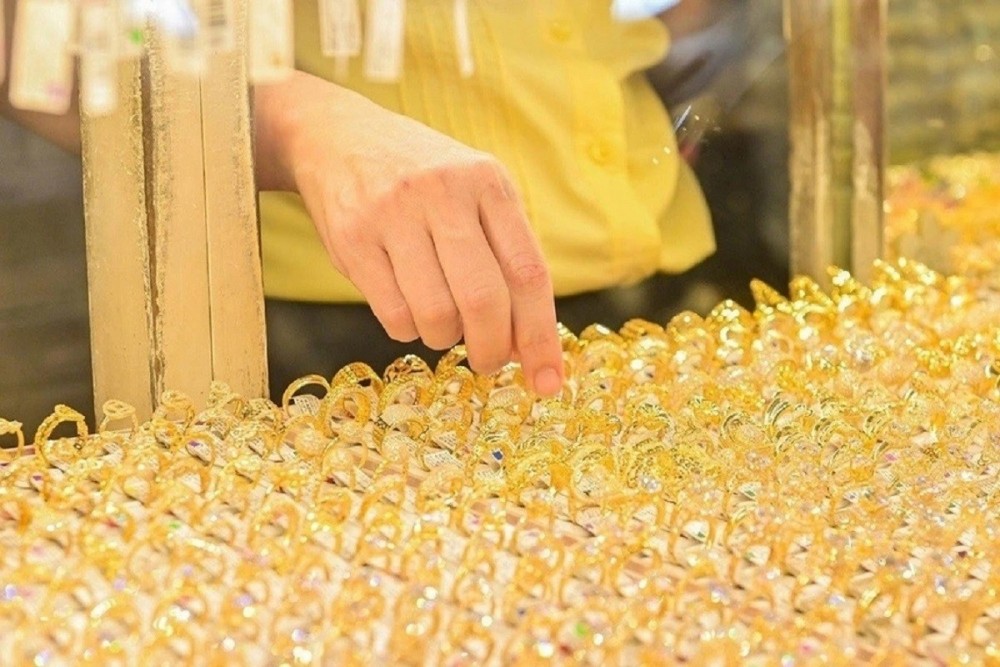 Giá vàng trong nước 18/12 bật tăng mạnh