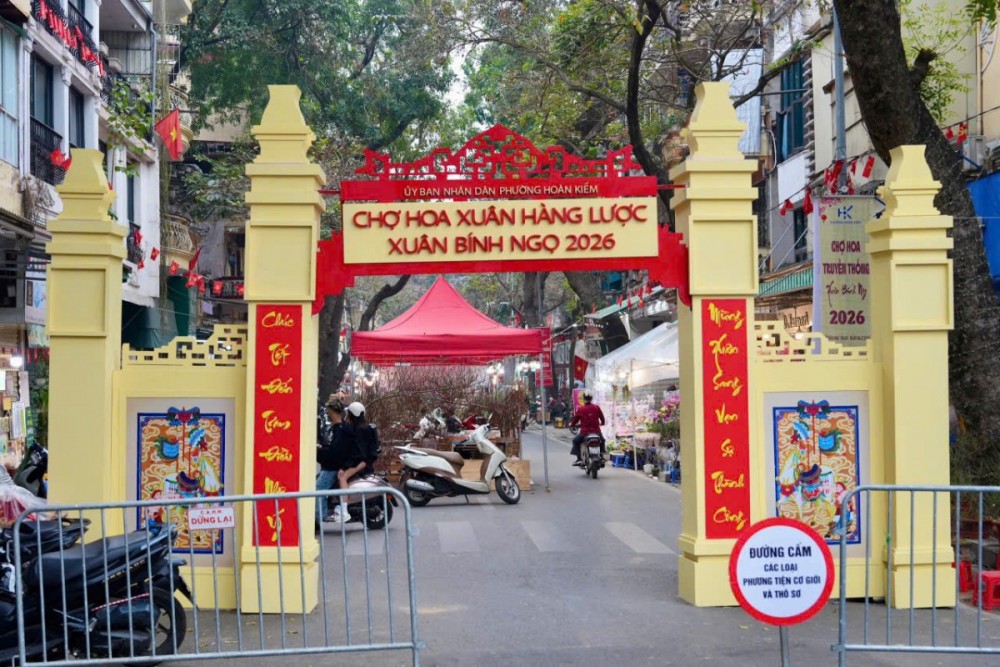 Nhiều điểm mới tại Chợ hoa Xuân Phố cổ đón Tết Bính Ngọ 2026