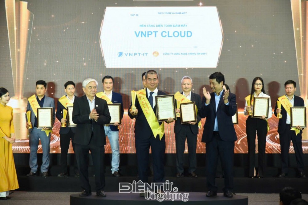 VNPT 7 lần xướng tên tại giải Sao Khuê 2026